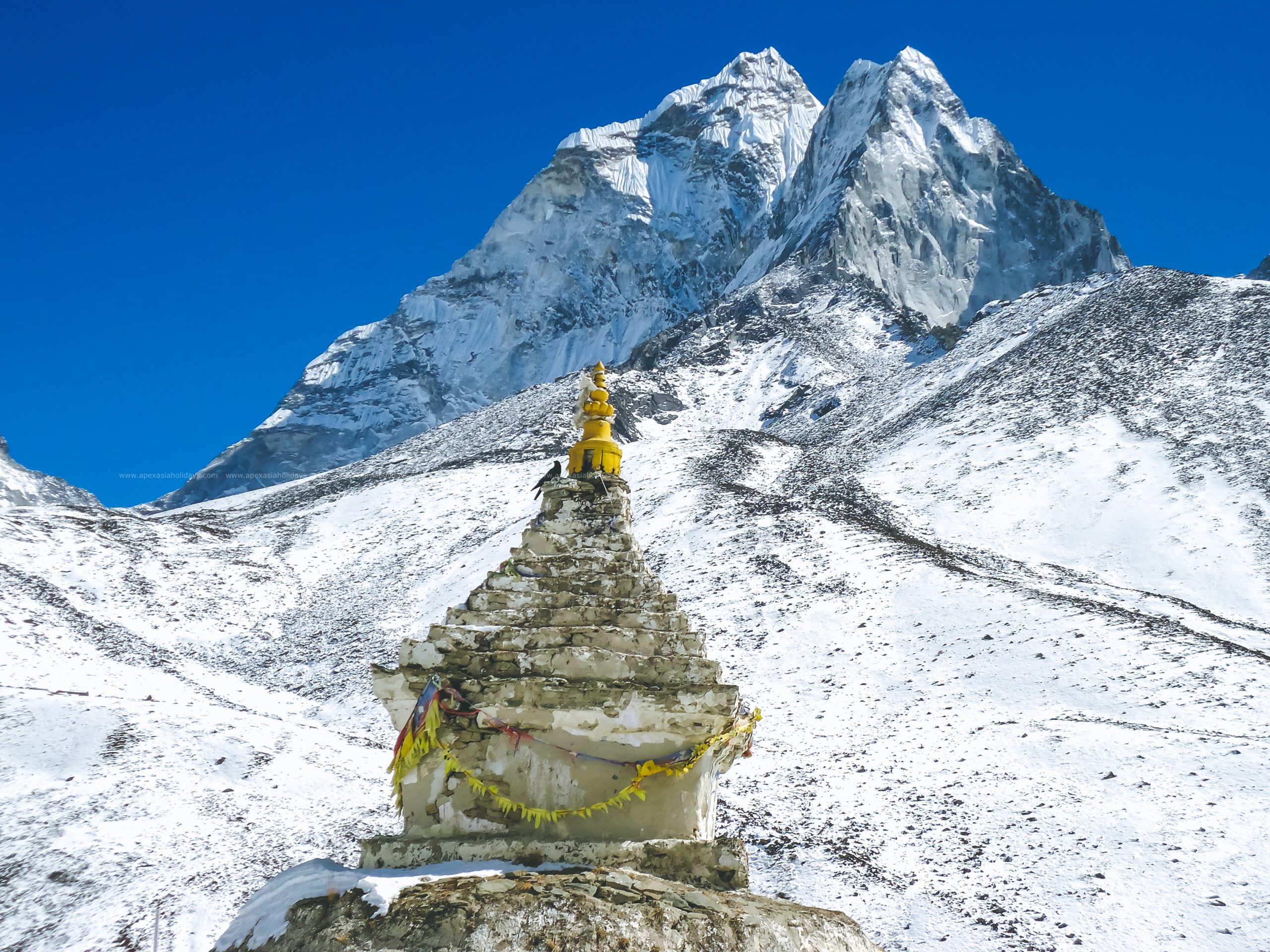 Stupa on the way to Everest Base Camp Trek